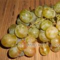 Conseils utiles: comment sécher les raisins Séchez les raisins secs faits maison au four