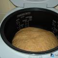 Как да печем ръжен хляб у дома във фурната