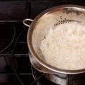 Сладка оризова каша с кондензирано мляко Оризова каша: Видео рецепта