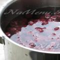 Simple step-by-step recipes for making raspberry jelly for the winter. Is it possible to make jelly from raspberries?