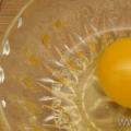 როგორ მოვამზადოთ მოხარშული კვერცხი ეტაპობრივად რეცეპტით